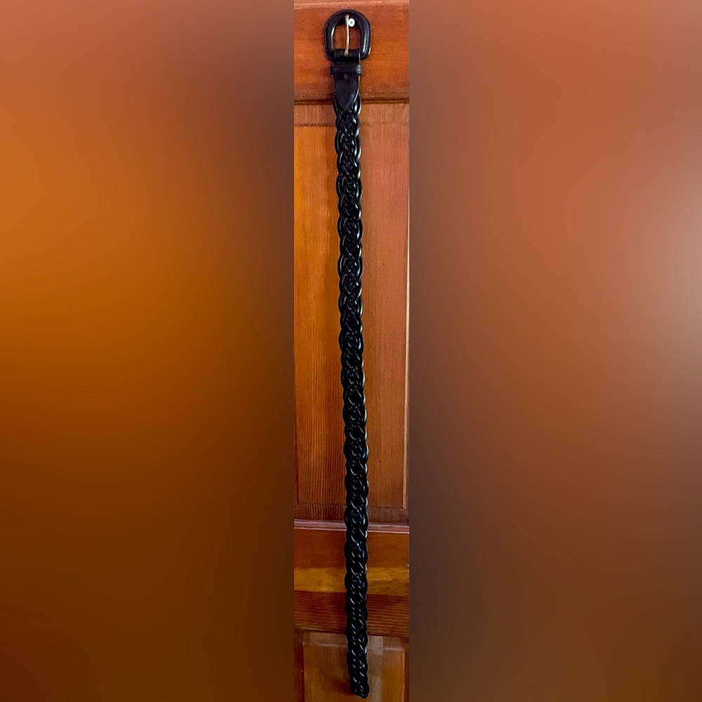 🚨3/$15 Vintage Black Faux Leather Braided Women's Belt